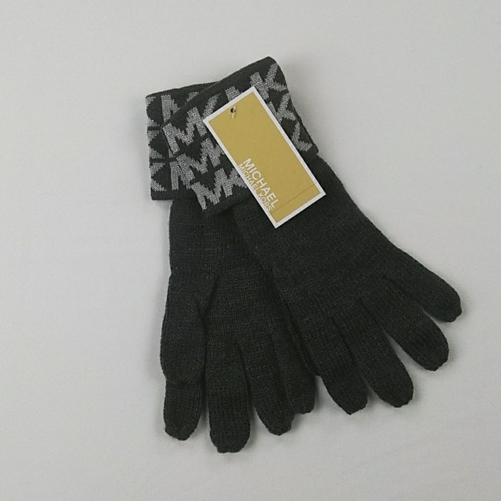 Micheal Michael kors gloves gray new with tags